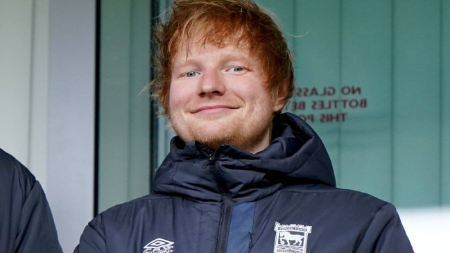 Cantante Ed Sheeran se convirtió en accionista minoritario de un club de la Premier League