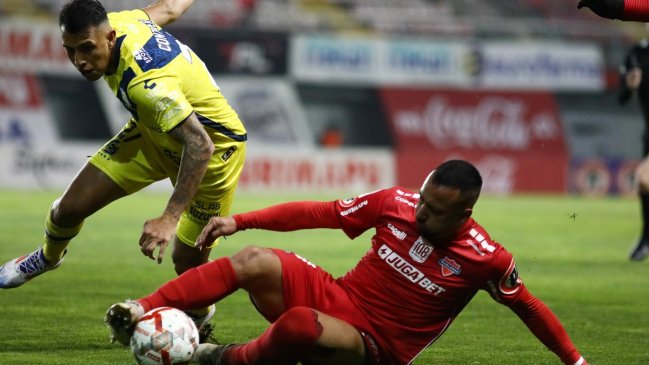 Ñublense vs Everton encendieron la fría noche de Chillán