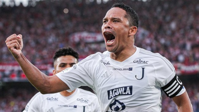 En Colombia responden al desesperado llamado de Carlos Bacca antes de enfrentar a Colo Colo