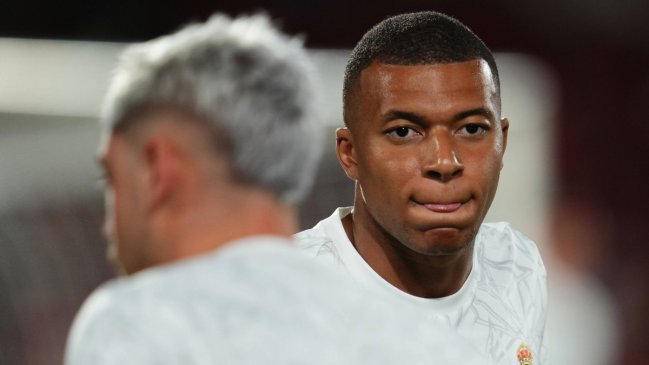 Kylian Mbappé se va en picada contra el Paris Saint Germain y lo demanda por una millonaria cifra