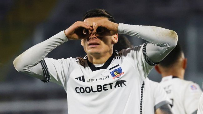 Flechazo del indio: Lucas Cepeda clavó un bombazo para Colo Colo en Copa Libertadores