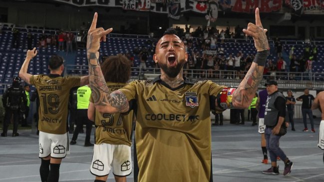 Arturo Vidal se emocionó al borde de las lágrimas tras el paso de Colo Colo a cuartos en la Libertadores