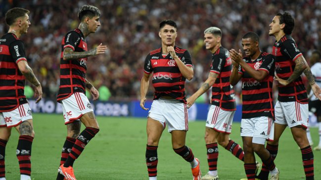 Erick Pulgar y el Flamengo clasificaron con susto a los cuartos de final de la Libertadores