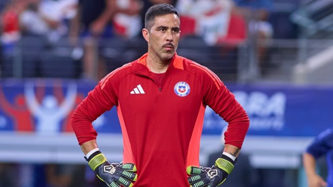 La Conmebol advirtió de un castigo a Claudio Bravo tres días antes de su retiro