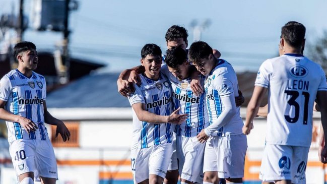 Huachipato sacó ventaja de su primer cruce con Imperial Unido en Copa Chile