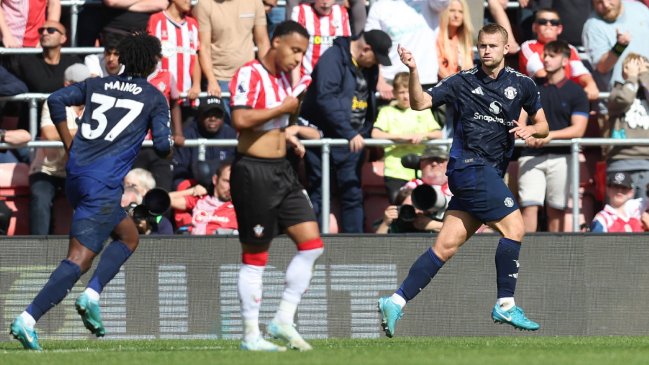 Brereton y Southampton caen ante Manchester United y no levantan cabeza en la Premier League