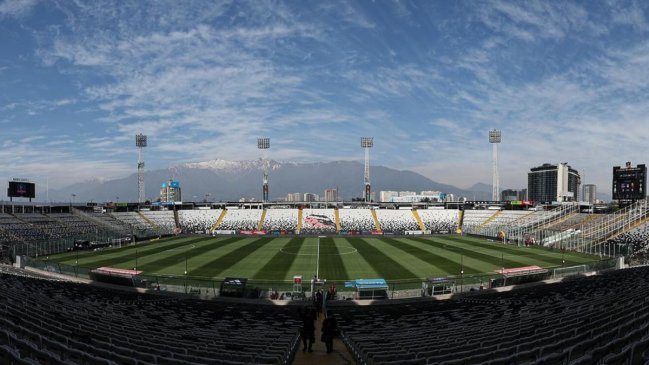 Colo Colo conmemora los 35 años de la inauguración del Estadio Monumental