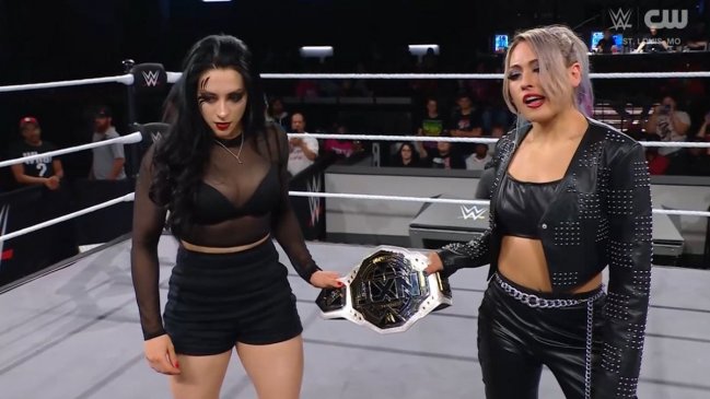 ¡Con gran recibimiento! Stephanie Vaquer hizo su debut en WWE NXT