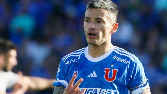 Charles Aránguiz celebra el paso a la final de la Copa Chile y ya piensa en el Clásico Universitario