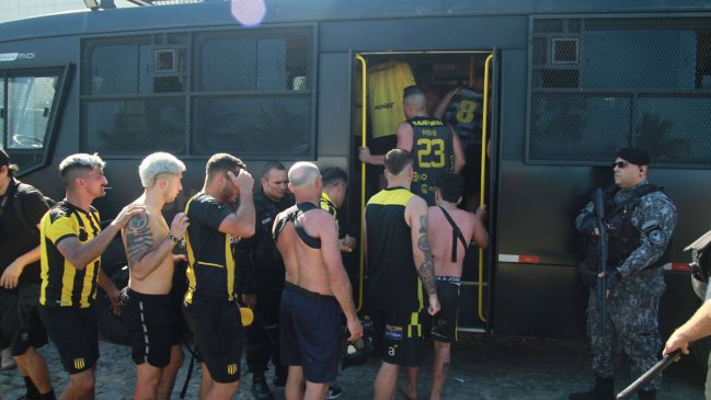 Violentos incidentes con hinchas de Peñarol dejan más de un centenar de detenidos en Brasil