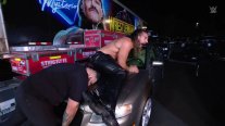 La impactante pelea entre Seth Rollins y Bronson Reed en WWE RAW