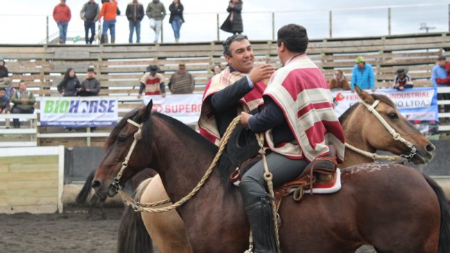 Zúñiga y Arredondo fueron los campeones del Zonal Sur de Rodeo en Los Ángeles