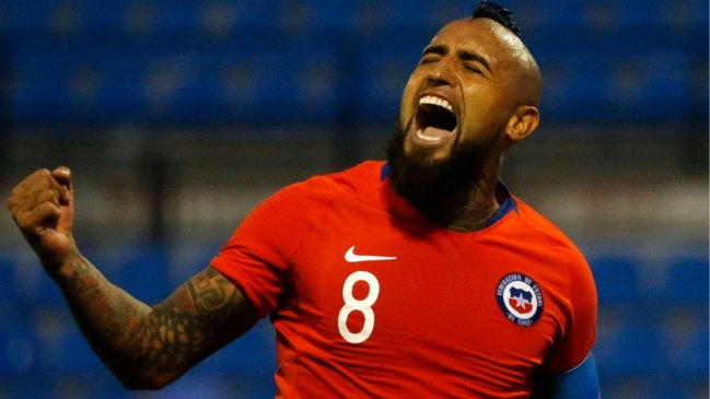 ¿Vidal vuelve a La Roja? Almirón y Mosa adelantaron la bomba en la fiesta de Colo Colo