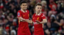 Liverpool rescató un empate contra Fulham pese a las dificultades y sigue escapado