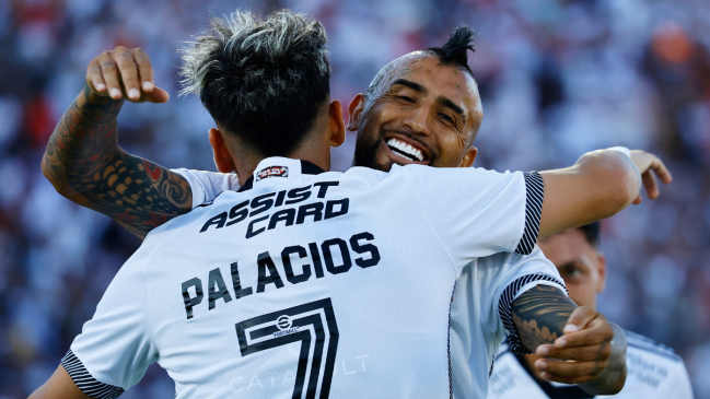 En Argentina reaccionaron a los consejos de Arturo Vidal a Carlos Palacios