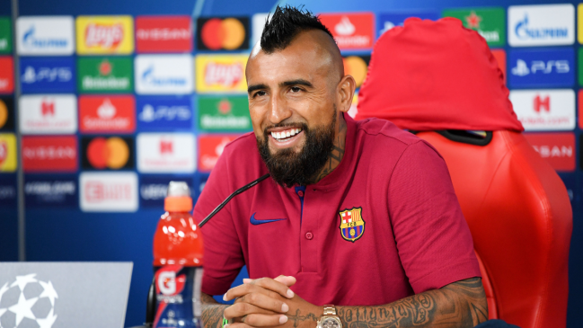 Arturo Vidal lanzó una ácida burla a Real Madrid tras goleada a manos de Barcelona