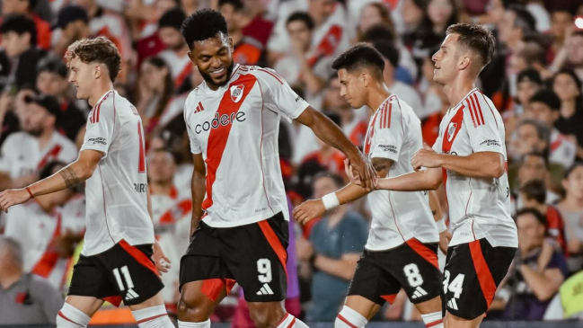 Gonzalo Tapia sigue sumando minutos en River que ilusiona a los hinchas con su juego