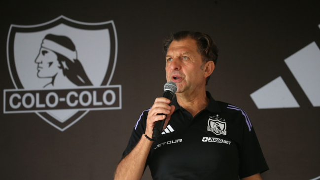 Aníbal Mosa definió los objetivos de Colo Colo luego de oficializar nuevos fichajes