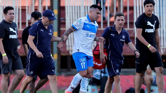 Gary Medel salió lesionado ante Audax y le dejó una gran preocupación a Universidad Católica