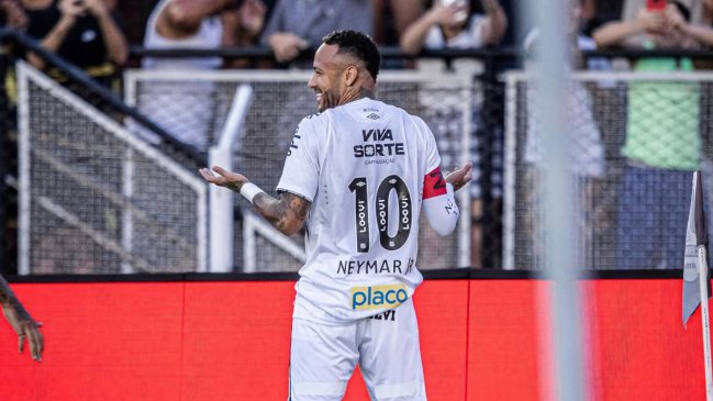 Neymar levantó a todos del asiento con un GOLAZO OLÍMPICO en el Paulista