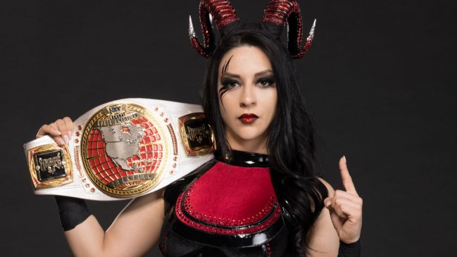 Stephanie Vaquer tendrá una lucha de campeona contra campeona tras retener su título norteamericano femenino de NXT