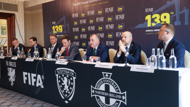 IFAB aprueba nuevas reglas en el fútbol y los mayores afectados serán los arqueros