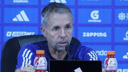 Gustavo Álvarez baja del avión a un titular de U de Chile de cara al partido ante Cobresal