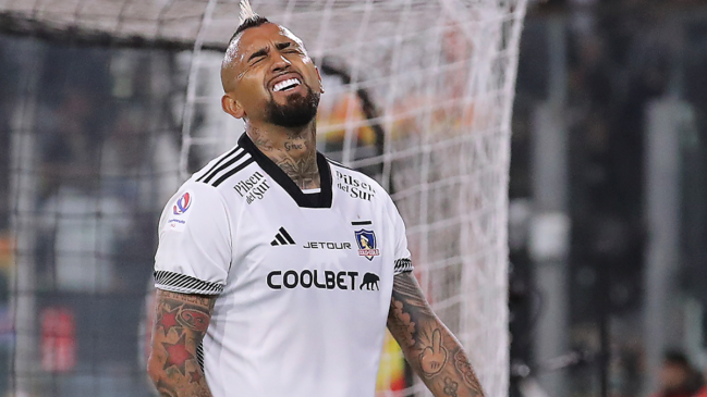 Arturo Vidal y La Roja sufren con la suspensión del partido entre Colo Colo y U. Católica