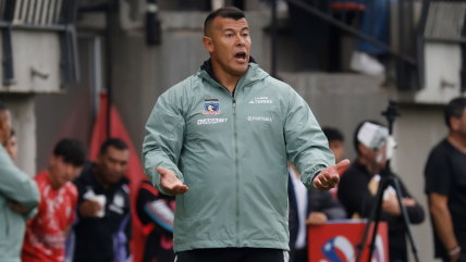 Renovó con Colo Colo a pedido de Jorge Almirón y ahora sufre con las lesiones