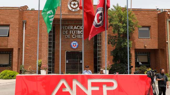 La ANFP se pronuncia ante la muerte de dos hinchas en el estadio Monumental