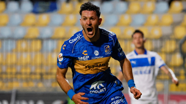 Universidad Católica se despidió con una derrota en la Copa Chile al caer con Everton