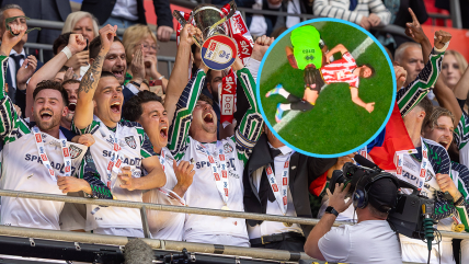 Costillas rotas y sin Premier League: Sunderland asciende a costa de Ben Brereton